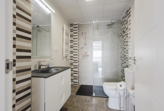 Venta - Apartamento / Piso -
Torrevieja - Playa del Acequión