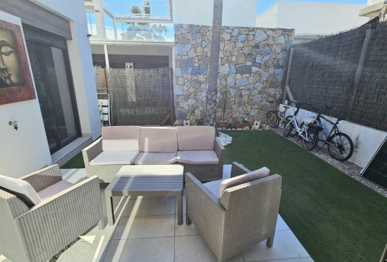 Herverkoop - Villa -
Orihuela Costa - Lomas de Cabo Roig