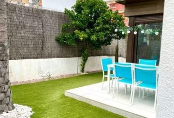 Herverkoop - Villa -
Orihuela Costa - Lomas de Cabo Roig