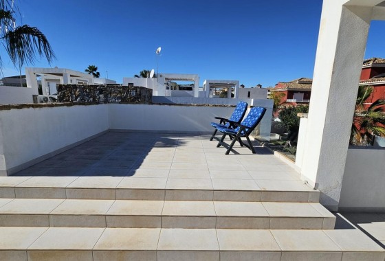 Herverkoop - Villa -
Orihuela Costa - Lomas de Cabo Roig