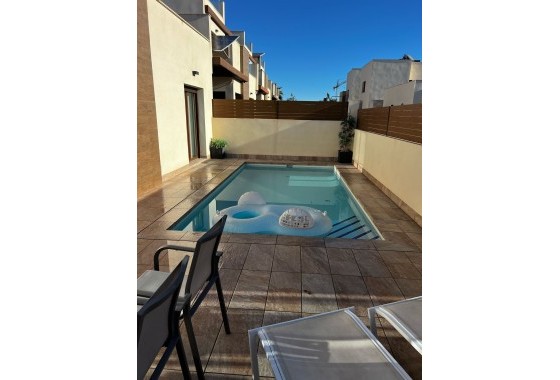 Herverkoop - Vrijstaande Villa -
Los Montesinos - 0