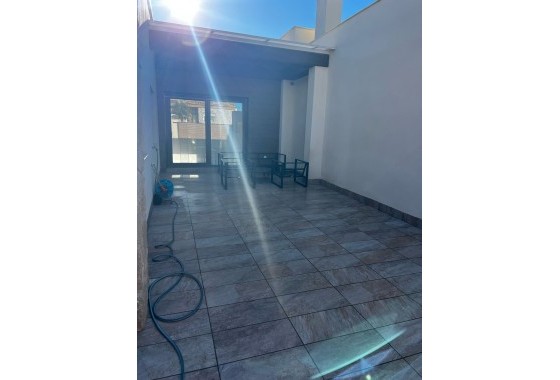 Herverkoop - Vrijstaande Villa -
Los Montesinos - 0