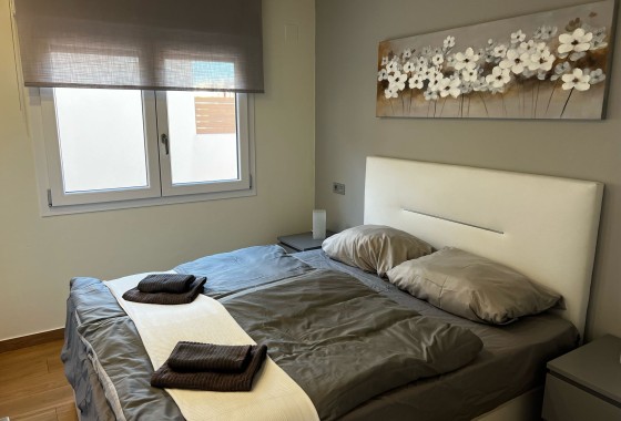 Herverkoop - Vrijstaande Villa -
Los Montesinos - 0