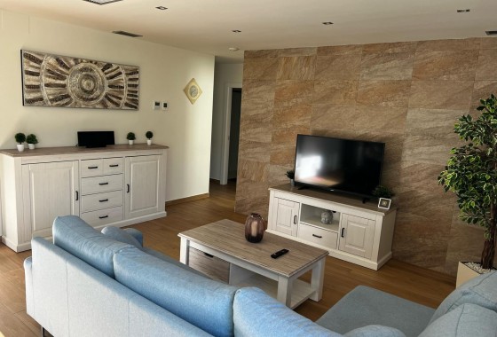 Herverkoop - Vrijstaande Villa -
Los Montesinos - 0