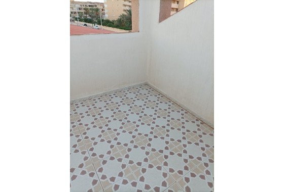 Herverkoop - Appartement / Flat -
Torrevieja - 0
