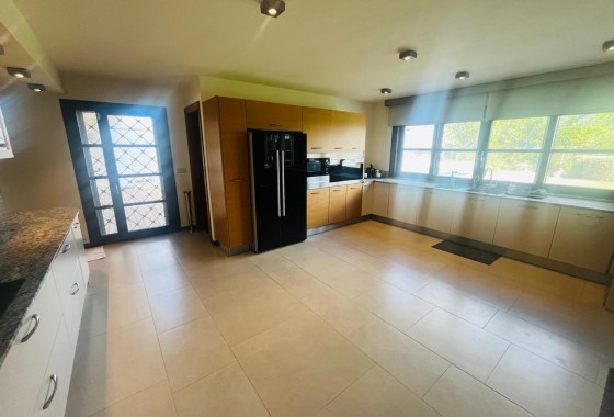 Venta - Chalet Independiente -
Sucina - Inland