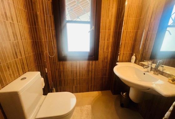 Venta - Chalet Independiente -
Sucina - Inland