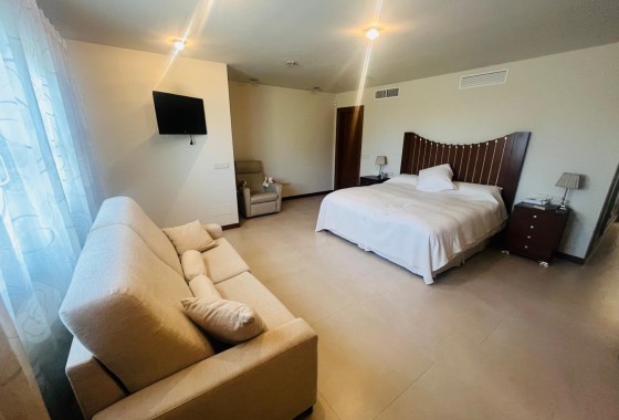 Venta - Chalet Independiente -
Sucina - Inland