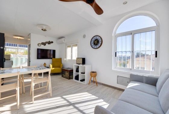 Venta - Chalet Independiente -
San Fulgencio - La Marina