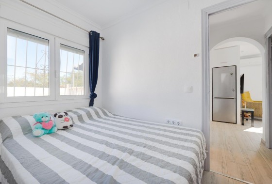 Venta - Chalet Independiente -
San Fulgencio - La Marina