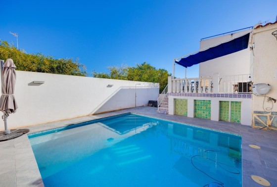 Venta - Chalet Independiente -
San Fulgencio - La Marina