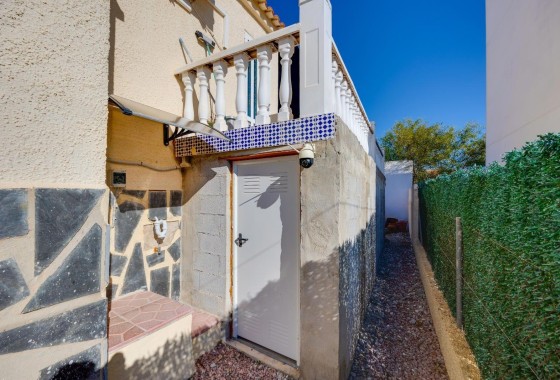 Venta - Chalet Independiente -
San Fulgencio - La Marina