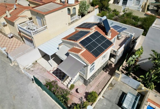 Venta - Chalet Independiente -
San Fulgencio - La Marina