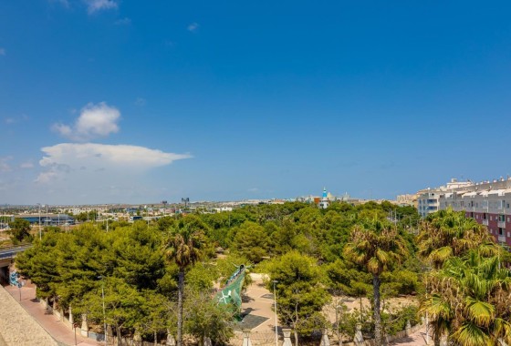 Herverkoop - Appartement / Flat -
Torrevieja - Center