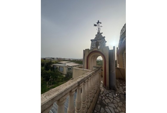 Resale - Freistehende Villa -
Orihuela - La Campaneta