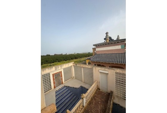 Resale - Freistehende Villa -
Orihuela - La Campaneta