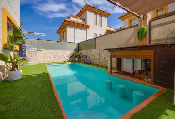 Revente - Villa Individuelle -
Los Montesinos - La Herada