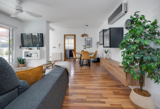 Revente - Villa Individuelle -
Los Montesinos - La Herada