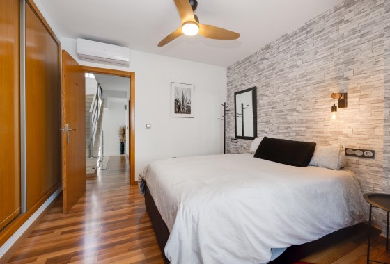 Revente - Villa Individuelle -
Los Montesinos - La Herada