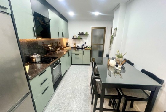Revente - Appartement -
Orihuela Costa - Costa Blanca