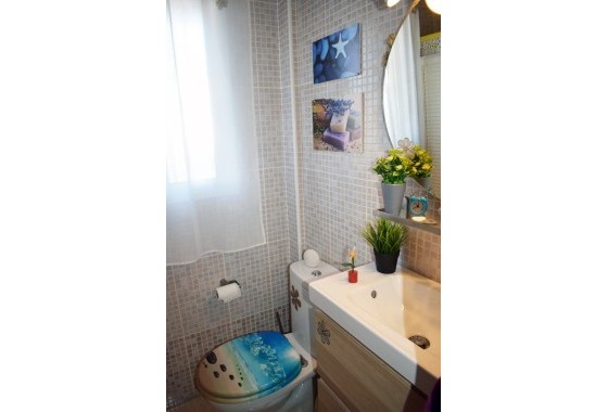 Herverkoop - Stadswoning -
Torrevieja - Torrevieja Alicante