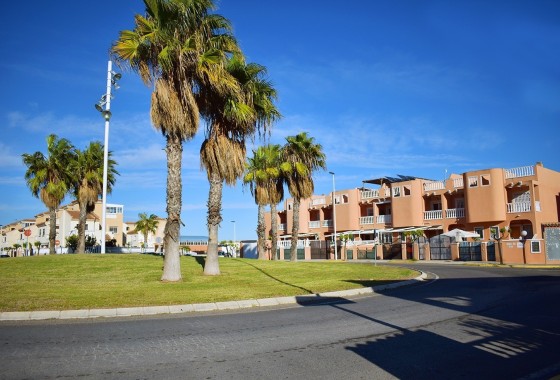 Herverkoop - Stadswoning -
Torrevieja - Torrevieja Alicante