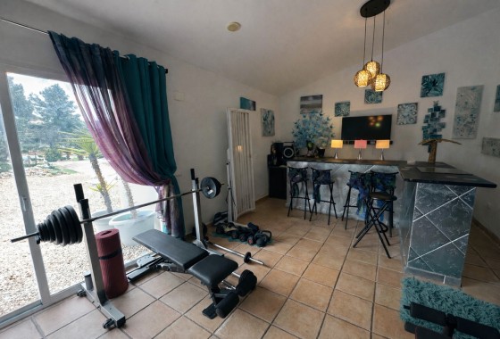 Resale - Freistehende Villa -
Castalla - Costa Blanca
