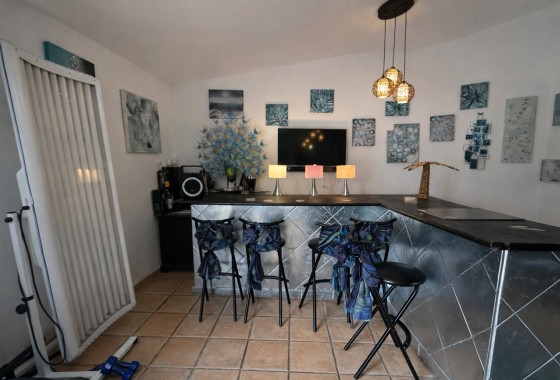 Resale - Freistehende Villa -
Castalla - Costa Blanca