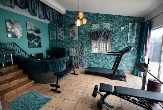 Resale - Freistehende Villa -
Castalla - Costa Blanca