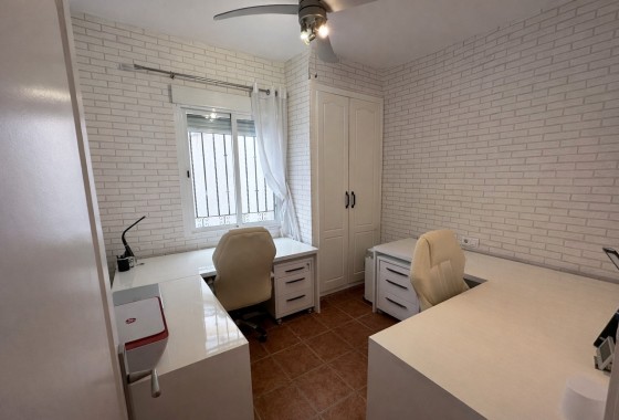 Resale - Freistehende Villa -
Castalla - Costa Blanca