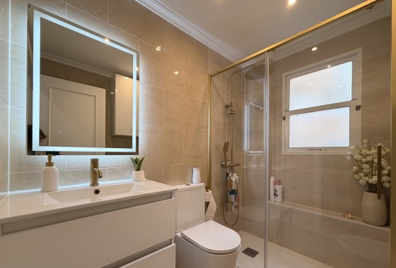 Venta - Apartamento / Piso -
Torrevieja - Costa Blanca