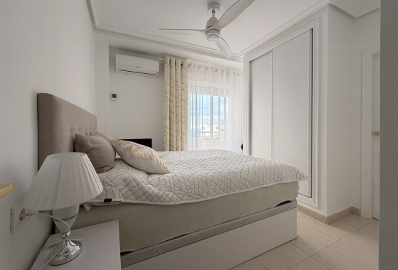 Venta - Apartamento / Piso -
Torrevieja - Costa Blanca