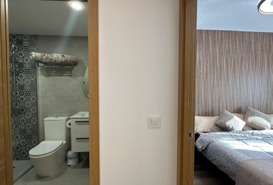 Herverkoop - Appartement / Flat -
Torrevieja - Los Balcones