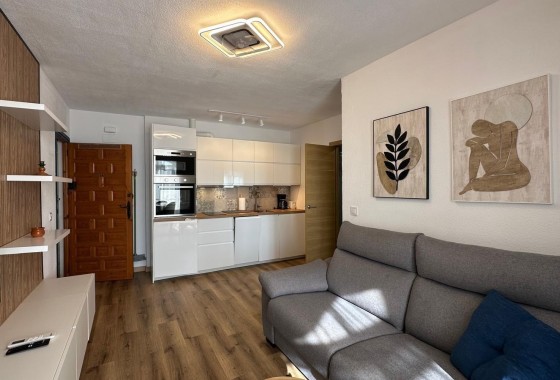 Herverkoop - Appartement / Flat -
Torrevieja - Los Balcones