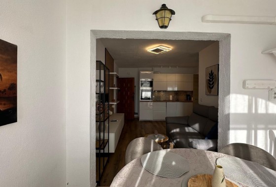 Herverkoop - Appartement / Flat -
Torrevieja - Los Balcones