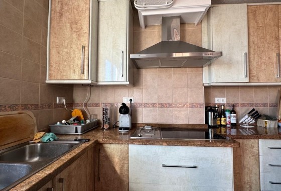 Herverkoop - Appartement / Flat -
Torrevieja - Estacion de autobuses