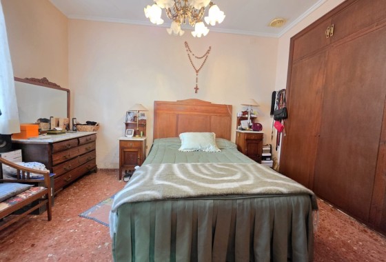 Revente - Villa Individuelle -
Elda - Inland
