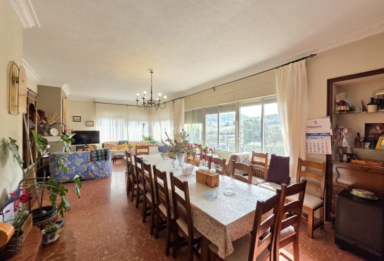 Revente - Villa Individuelle -
Elda - Inland