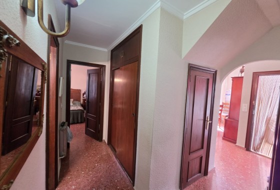 Revente - Villa Individuelle -
Elda - Inland