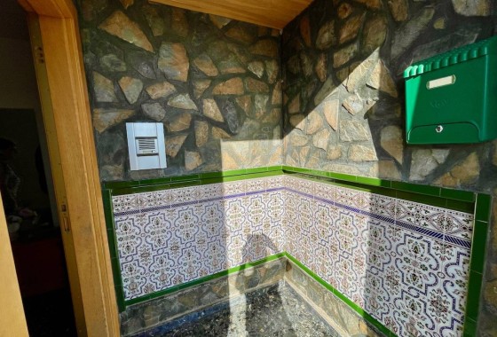 Venta - Chalet Independiente -
Orihuela