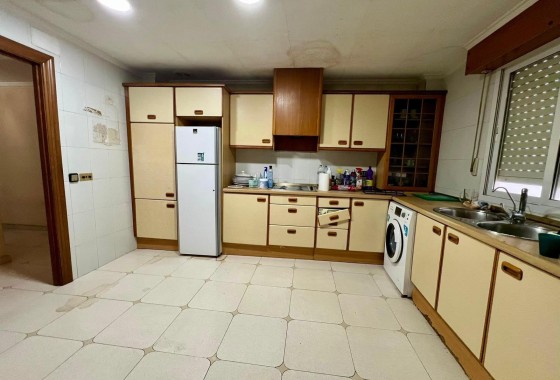 Herverkoop - Appartement / Flat -
Torrevieja - Center