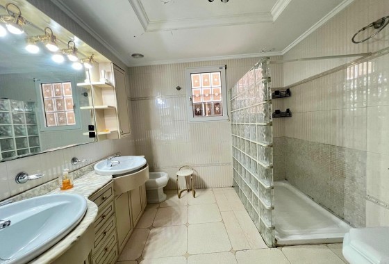 Herverkoop - Appartement / Flat -
Torrevieja - Center
