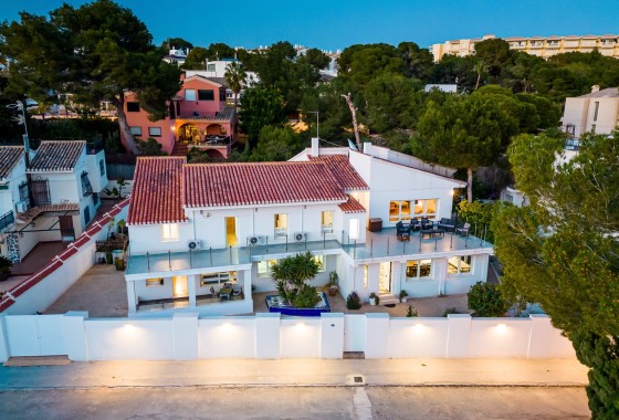 Herverkoop - Vrijstaande Villa -
Dehesa de Campoamor - Costa Blanca