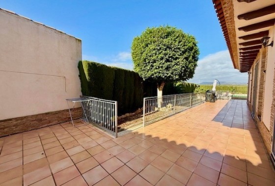 Resale - Freistehende Villa -
Avileses - Inland