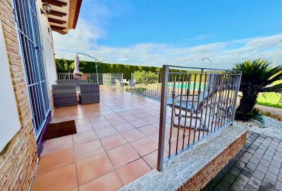 Resale - Freistehende Villa -
Avileses - Inland