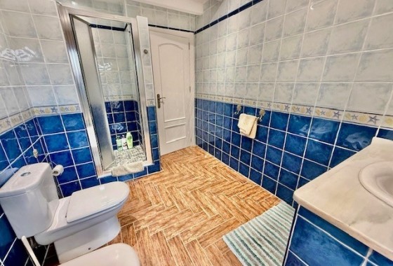 Resale - Freistehende Villa -
Avileses - Inland