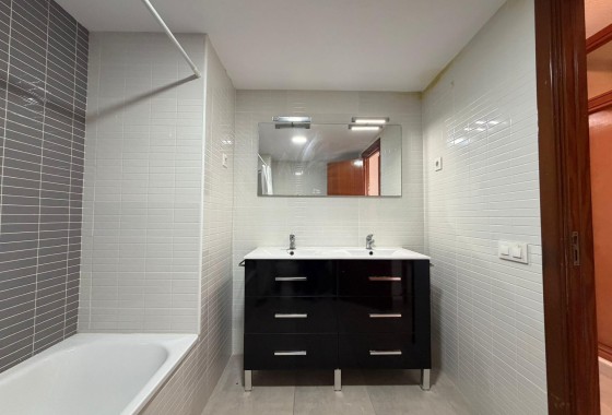 Sale - Apartment Flat -
Torrevieja - Playa de los Locos