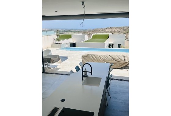 Herverkoop - Vrijstaande Villa -
Rojales Hills - Costa Blanca