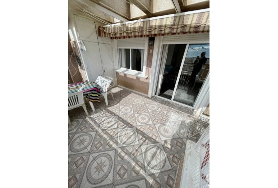 Revente - Appartement -
Torrevieja - Playa de cura