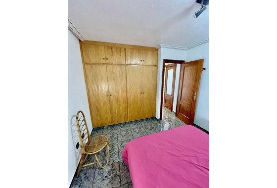 Revente - Appartement -
Torrevieja - Playa de cura